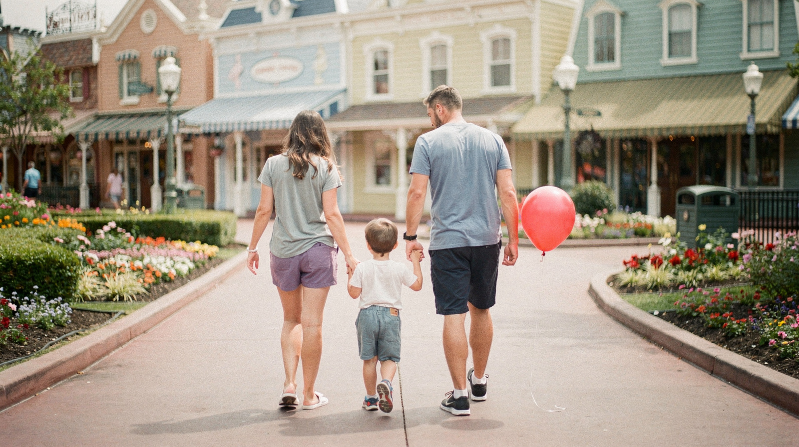 ¿Cuántos días dedicar a Disneyland Paris?