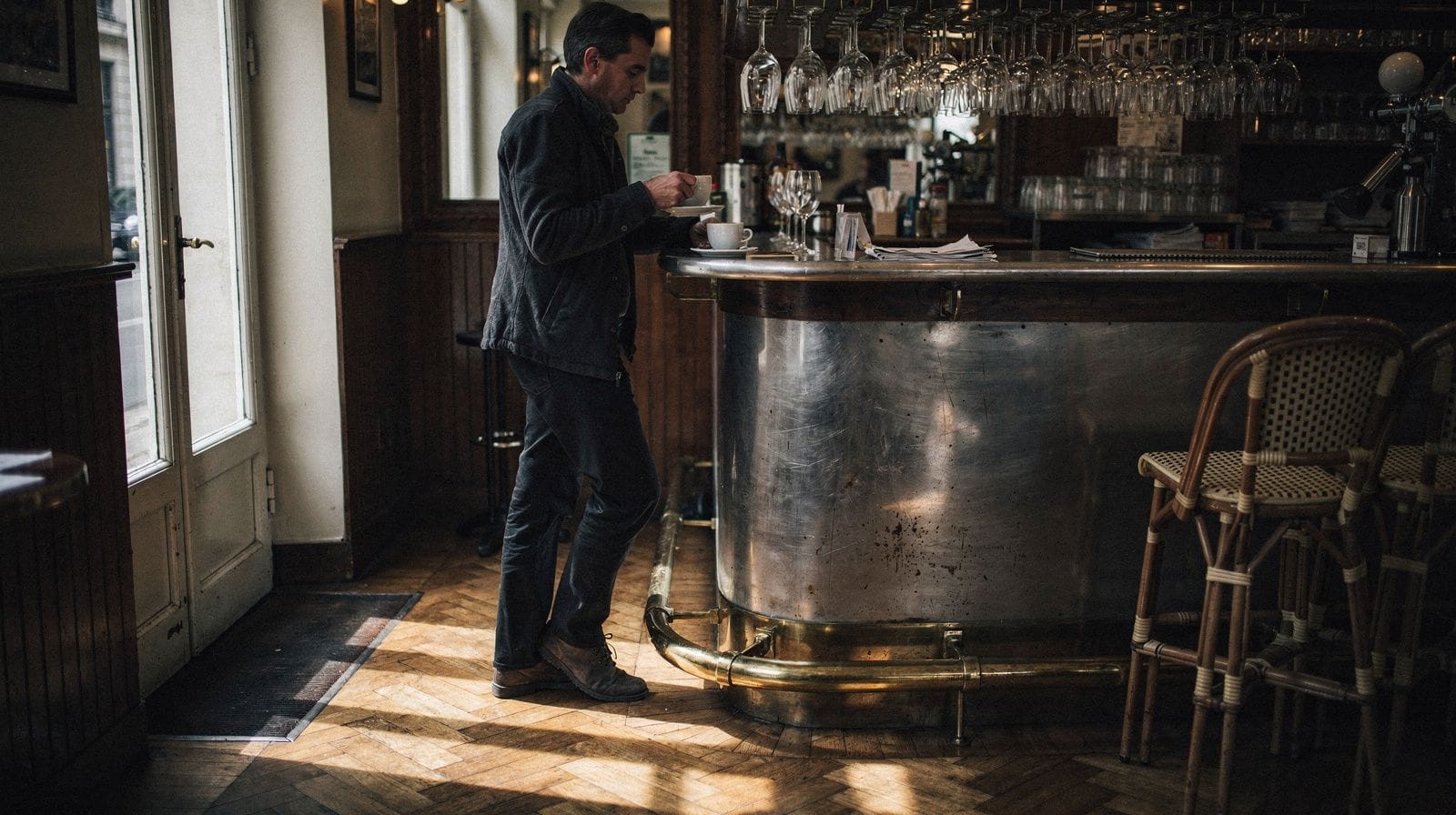 How to order coffee in a Paris cafe