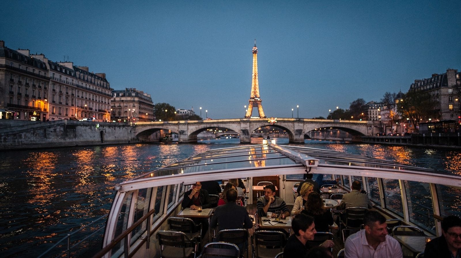 Is a Seine dinner cruise worth it?