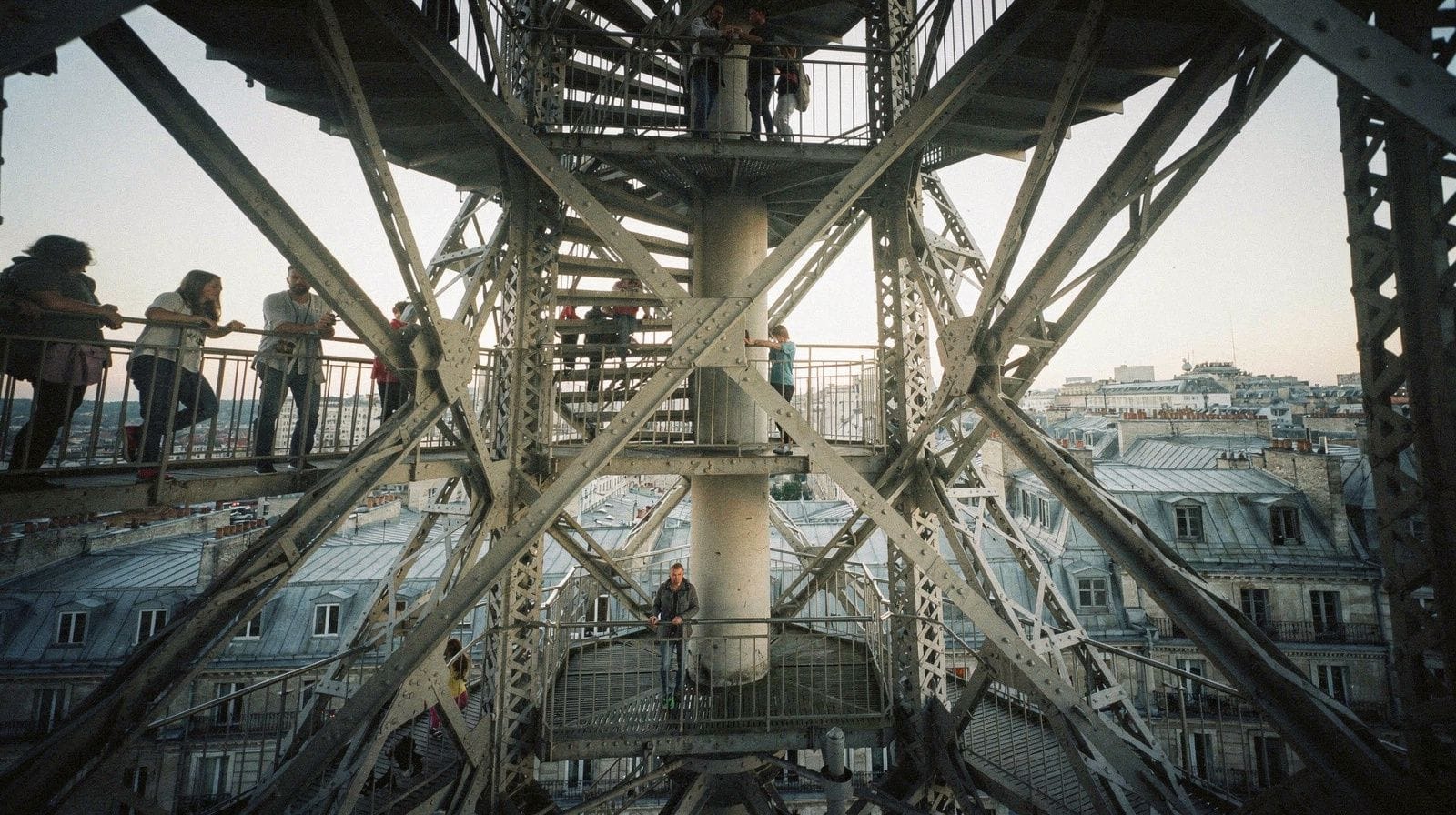 Lohnt sich der Aufstieg auf den Eiffelturm?