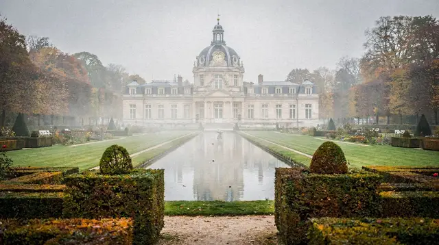 Fontainebleau vaux le vicomte