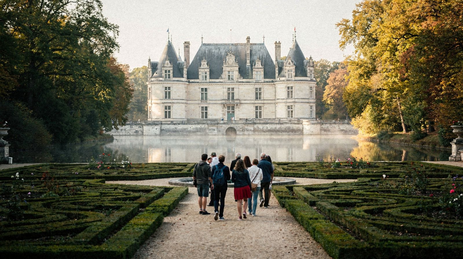 Chambord czy Chenonceau: jak wybrać formułę jednodniowej wycieczki do Doliny Loary