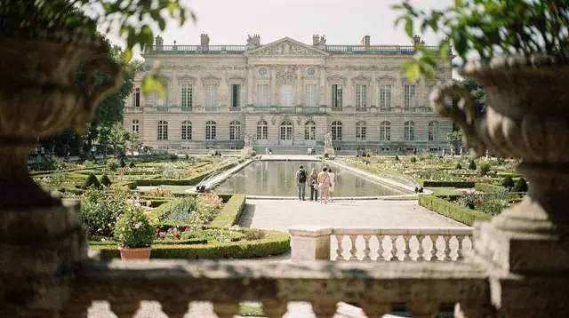 Fontainebleau and Vaux-le-Vicomte: a day trip from Paris