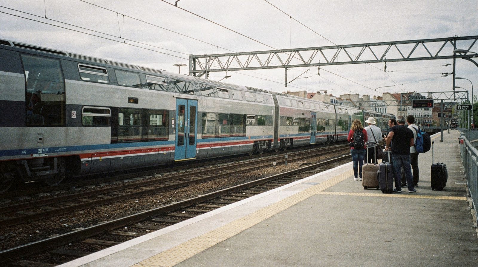 Der Paris RER- und Zugführer