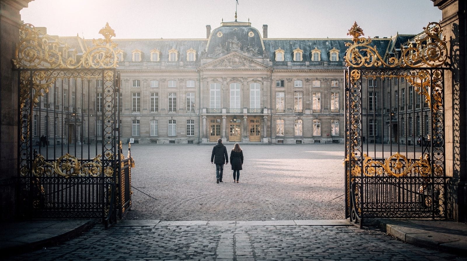 Versailles und der Louvre mit eingeschränkter Mobilität